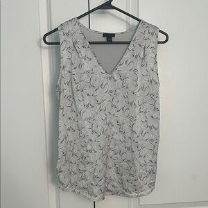 Ann Taylor Gray and Black Patterned Blouse